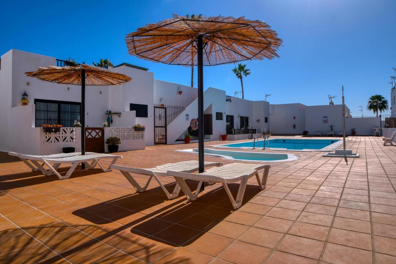 Sea Waves Lanzarote 500M From Playa Grande Big Terrace And Pool Villa Puerto del Carmen  Bagian luar foto